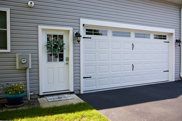 24/7 Emergency Garage Door Panel Replacement experts in Fort Polk South, LA